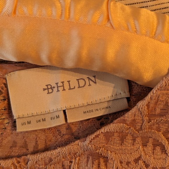 BHLDN Floral Lace crop top - Blush Pink - Picture 2 of 5